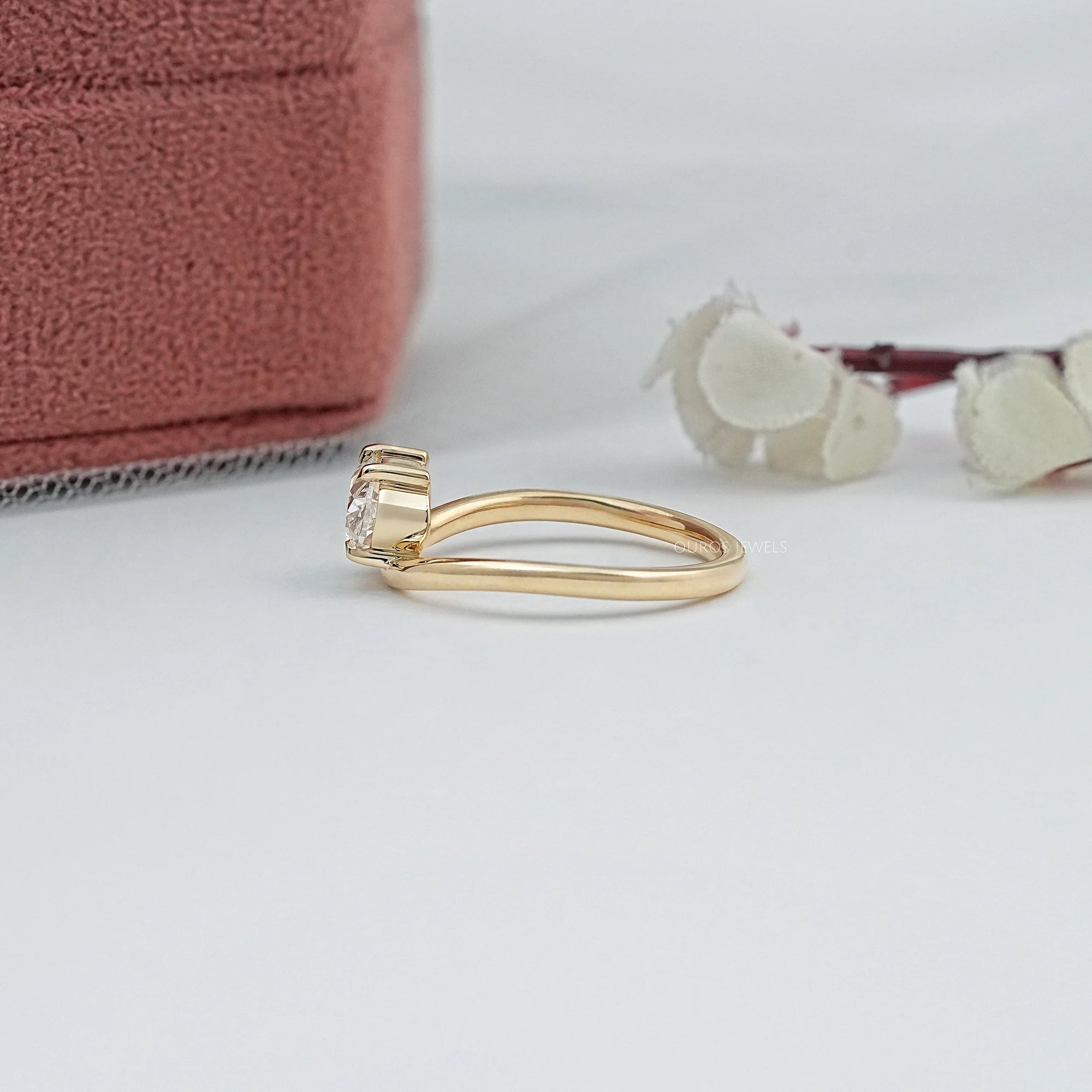 Oval Cut Solitaire Curved Engagement Ring Ring