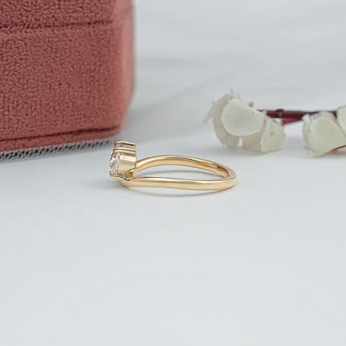 Oval Cut Solitaire Curved Engagement Ring Ring