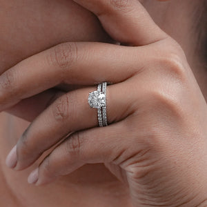 Round Cut Lab Grown Diamond Bridal Ring Set