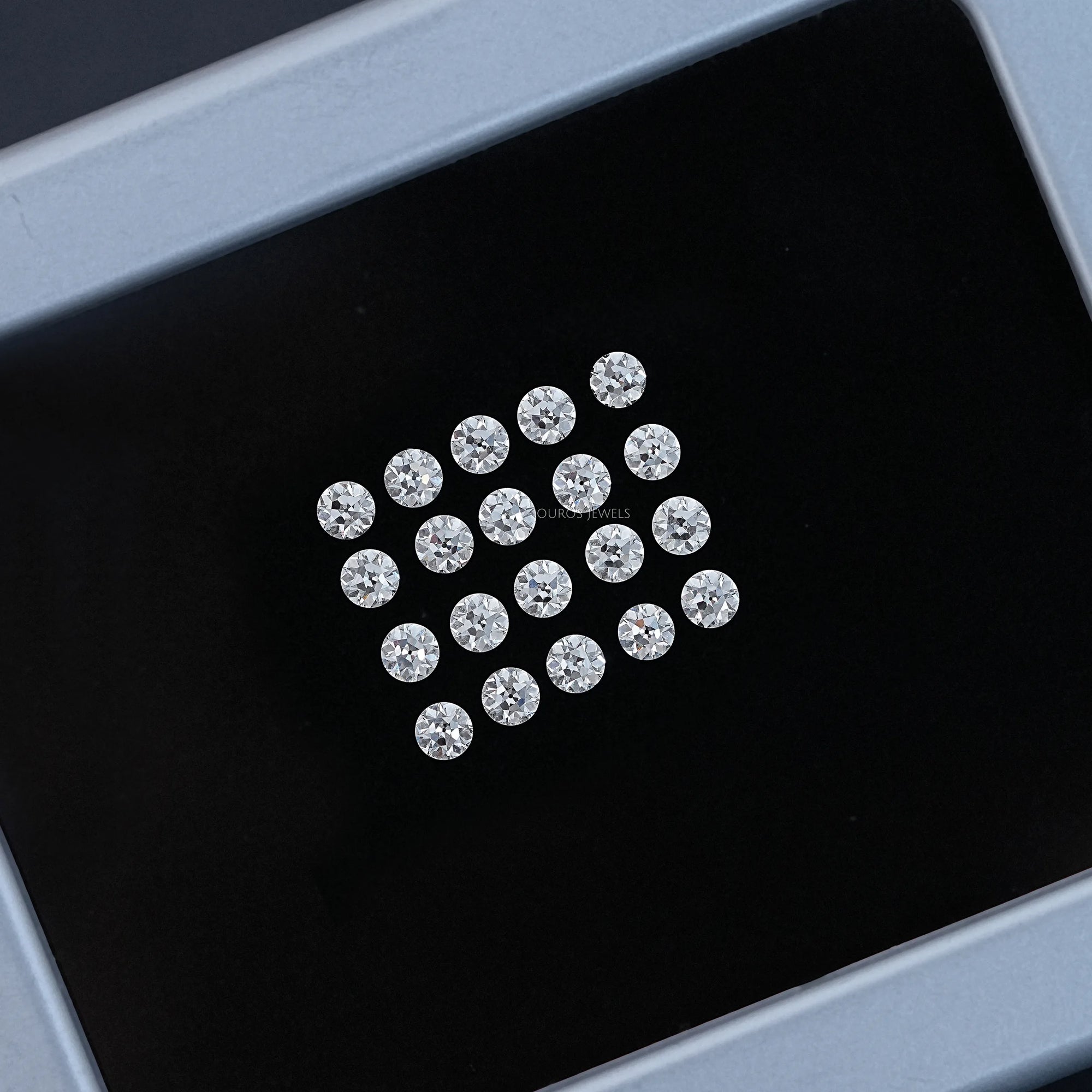 Traditional OEC Round Cut Diamond