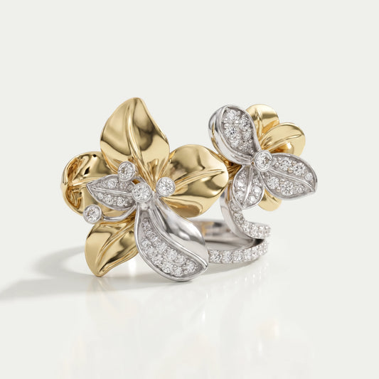 Vintage Floral Style Two Tone Round Diamond Wedding Ring