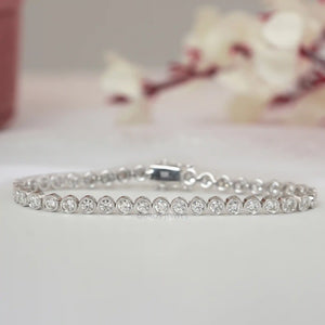 Round Cut Diamond Bezel Set Tennis Bracelet