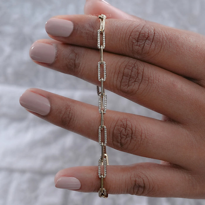 Round Lab Diamond Paperclip Link Bracelet