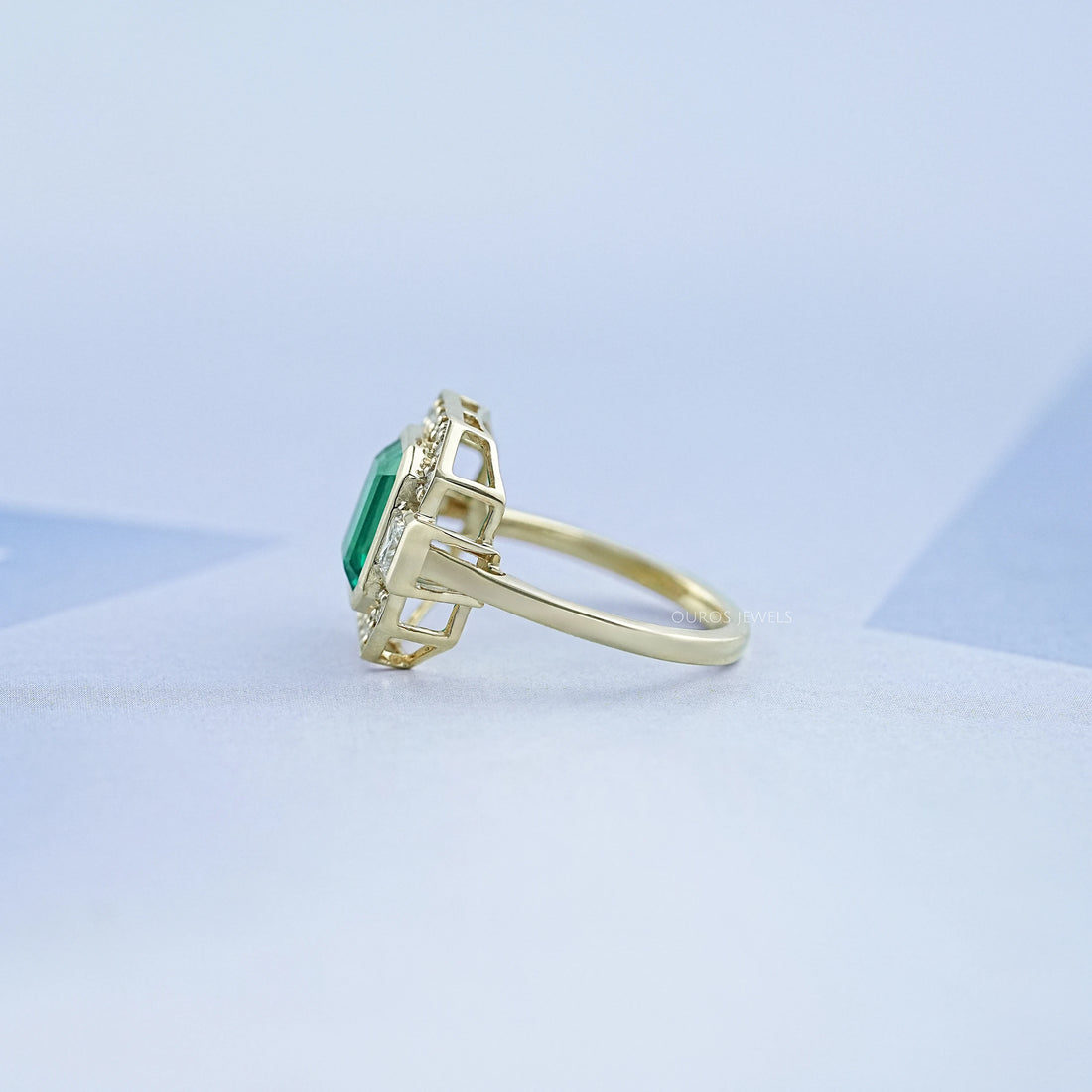 Three Stone Emerald Gemstone Halo Ring Ring
