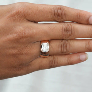 [A Men Wearing Criss Cut Solitaire Ring]-[Ouros jewels]