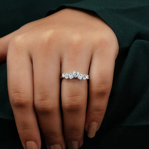 [A Women wearing Heart Cut with Multi Diamond Ring]-[Ouros Jewels]