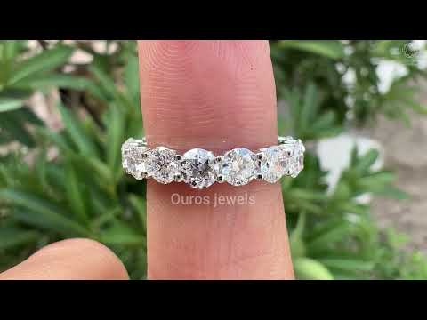 Round Diamond Wedding Band