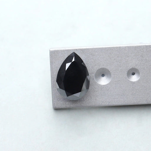 Pear Shape Black Loose Diamond