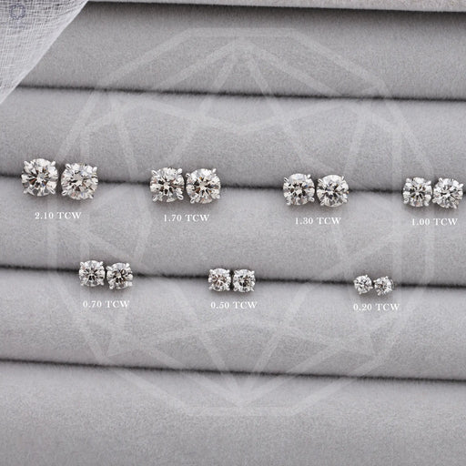 1 Carat Round Diamond Stud Earrings